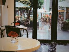 靠窗位-PETIT PARIS 小巴黎(花园道店)