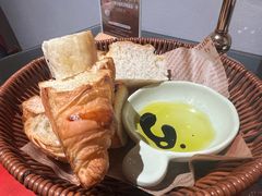 餐前面包拼盘-EATALIA意塔利意式餐厅(鼓楼店)