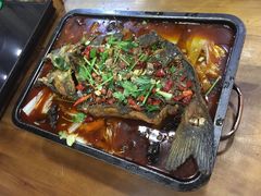 -老东镇啤酒屋海鲜加工·蒸汽海鲜·海鲜烧烤(台东店)