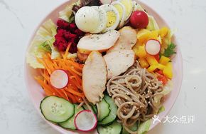 Island Fresh Fruit Chicken Buckwheat Noodles