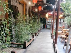-三道苗苗鱼·美蛙黄辣丁(八里店)
