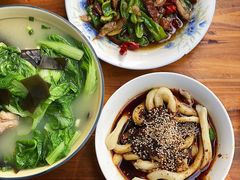 -中和裴氏蹄花(府河路店)