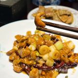 人均三十的川菜馆子，他真的我哭死[流泪]