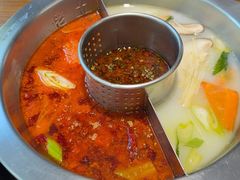 -佬土鹅肠火锅(解放路店)