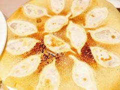 -老码头黑皮肘子锅包肉(赣水路店)