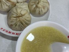 -陈寔包子王·卤煮小肠·京味小吃(龙潭店)