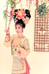 点击看大图 -九月鹰飞汉服摄影工作室