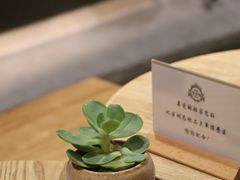 -钟书阁(珍园店)