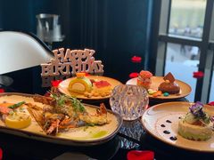 香焗龙虾配自制黑松露酱-上海苏宁宝丽嘉酒店·Cafe Bellagio西餐厅