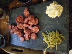 -HIHE Bistro·Oyster Bar(华熙live店)