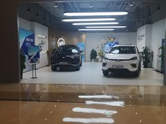 -吾悦广场(南京鼓楼店)