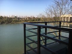 -上海怡沁园度假酒店