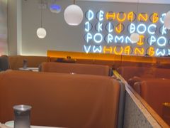 -黄记煌三汁焖锅(新佳丽江汉路店)