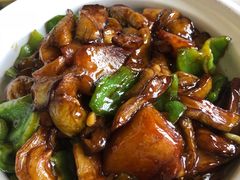 最爱地三鲜-95号酱骨·一块豆腐(展春园西路店)