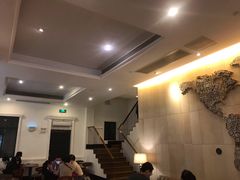 大堂-星巴克臻选(广州沙面店)