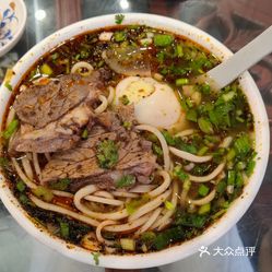 星空体育：一碗面的环球之旅｜“1915”扬帆出海 圈粉一“歪果仁”