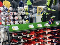 -迪卡侬(高新万达店)