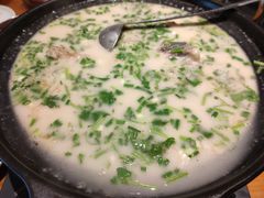 大砂锅炖鱼头-丹江渔村(望京店)