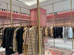 -百年港湾奥特莱斯(香炉礁店)