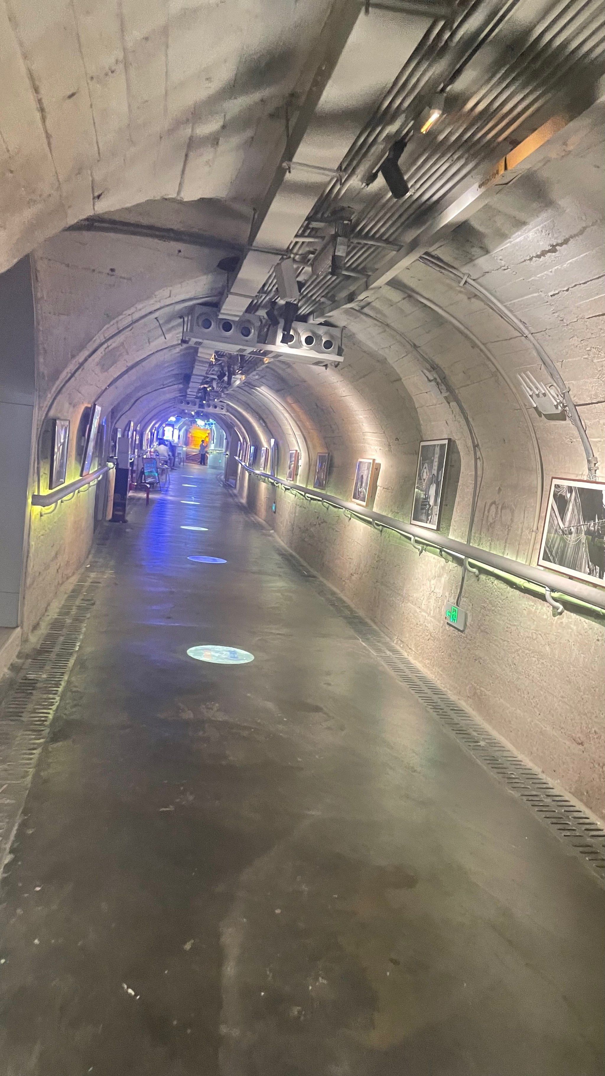 第一次走防空洞