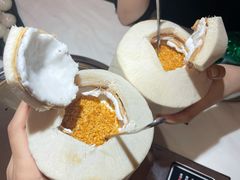 -喃喃椰·糟粕醋·椰子鸡火锅(七堡花园店)