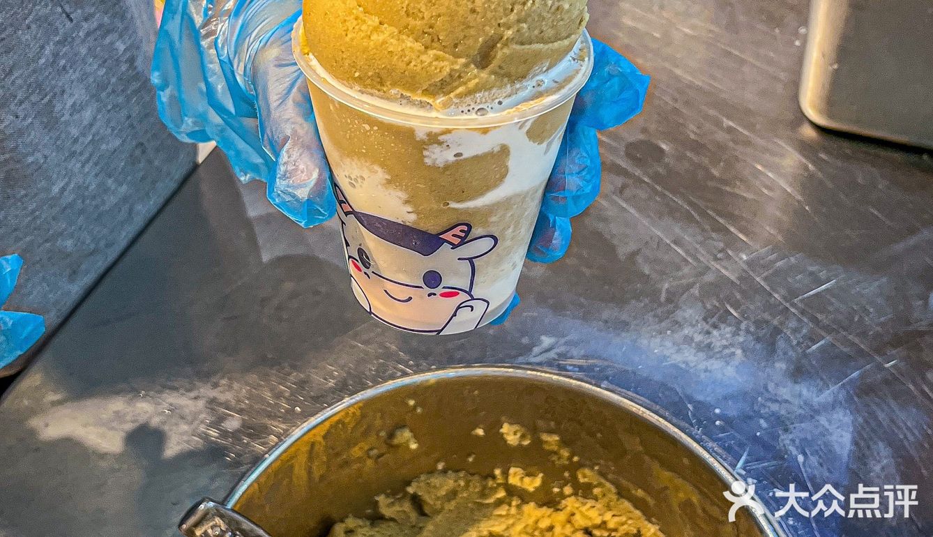 多少次来北京路就为了这一大桶豆沙牛乳！