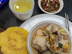 -老刘生态大鱼坊铁锅炖鱼(赛马场店)