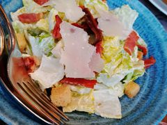 凯撒沙拉加烟熏三文鱼-OGGI TRATTORIA PIZZERIA(深业上城店)