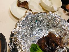 脆皮乳鸽（只）-火齐潮汕砂锅粥(五道口店)