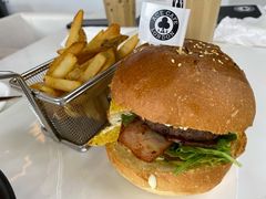 英式香辣脆汉堡-车谷小镇