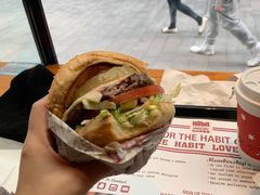 -The Habit Burger Grill 哈比特汉堡(复兴soho店)