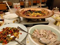 -饭怕鱼·黄焖鲟龙鱼(湖大店)