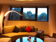 -上海滴水湖皇冠假日酒店