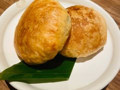 现烤鲜花饼-云海肴云南菜(浦江欢乐颂店)