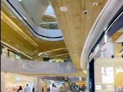 -东荟城名店仓