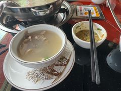 -老石黑山羊毛驴肉火锅(金凯广场店)