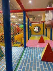 -熊妈妈母婴护理综合体