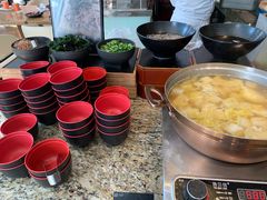 -怡咖啡海鲜自助餐厅(浦东香格里拉店)