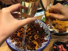 气泡酒-临界音乐酒馆·小龙虾·江湖菜(华熙LIVE·鱼洞店)