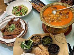 -丁里羊肉小镇(天鹅湖总店)