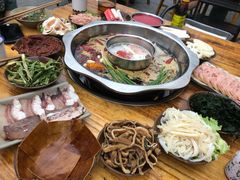 -周幺妹重庆老火锅(银泰城总店)