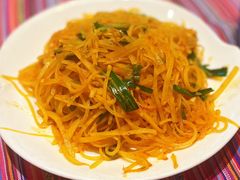 -香巴拉云南餐厅(华莱坞店)