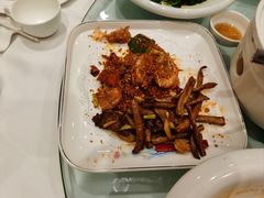茶树菇炒牛柳-一品粤珍轩(吴中路店)