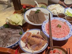 -周小明火锅(黑金冠社区店)