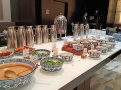 自助调料区-北京希尔顿逸林酒店-逸轩西餐厅-自助餐厅