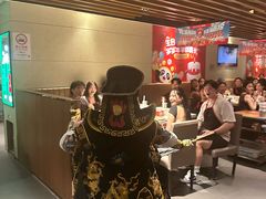 -海底捞火锅鲜切牛肉主题店(长寿路店)