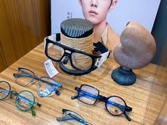 -回瑞眼镜·蔡司·依视路官方授权店(广益路万达店)