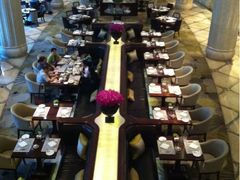 iphone_upload_pic-LONG BAR 廊吧(外滩华尔道夫酒店)