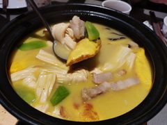 -小厨娘绣中淮扬(总统府大行宫店)