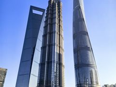 -陆家嘴空中步行连廊